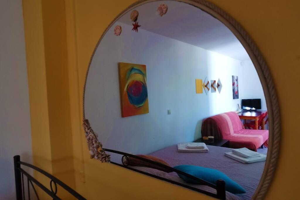 Cosy Guest House With Private Yard Saronida Ngoại thất bức ảnh
